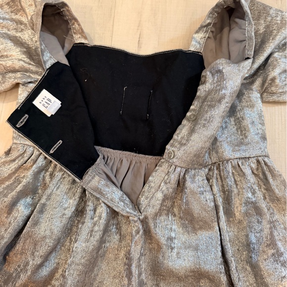 GAP Silver Metallic Bow Girls' Party Dress - Picture 6 of 7